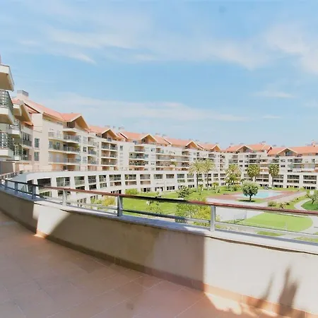 Apartment Modern In Luxurious Cascais