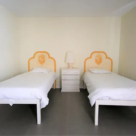Modern In Luxurious Apartment Cascais