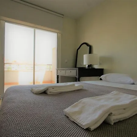 Modern In Luxurious דירה