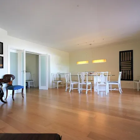 Modern In Luxurious * קסקאיס